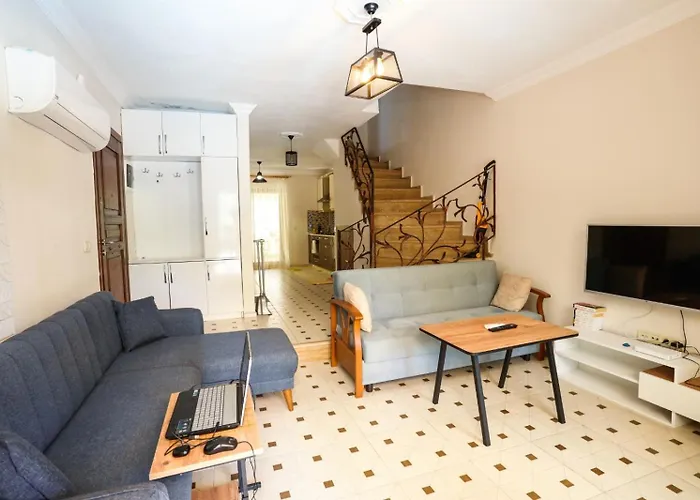 Oezguer Vila Ortaca (Mugla)