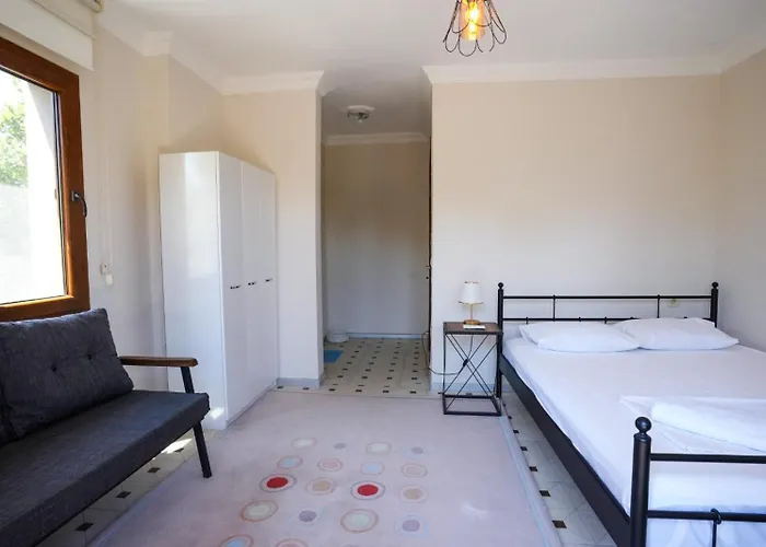 Oezguer Ortaca (Mugla)